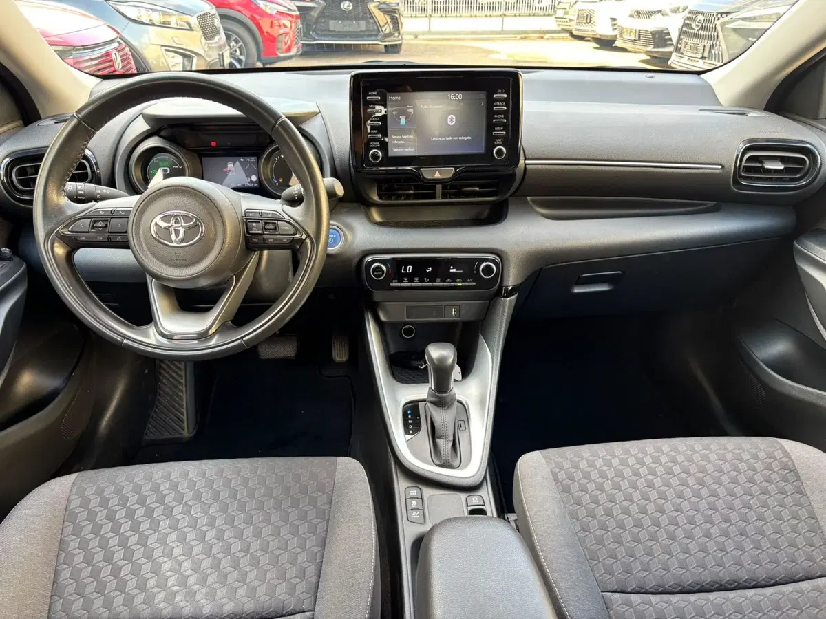 Toyota Yaris usata a Modena (12)