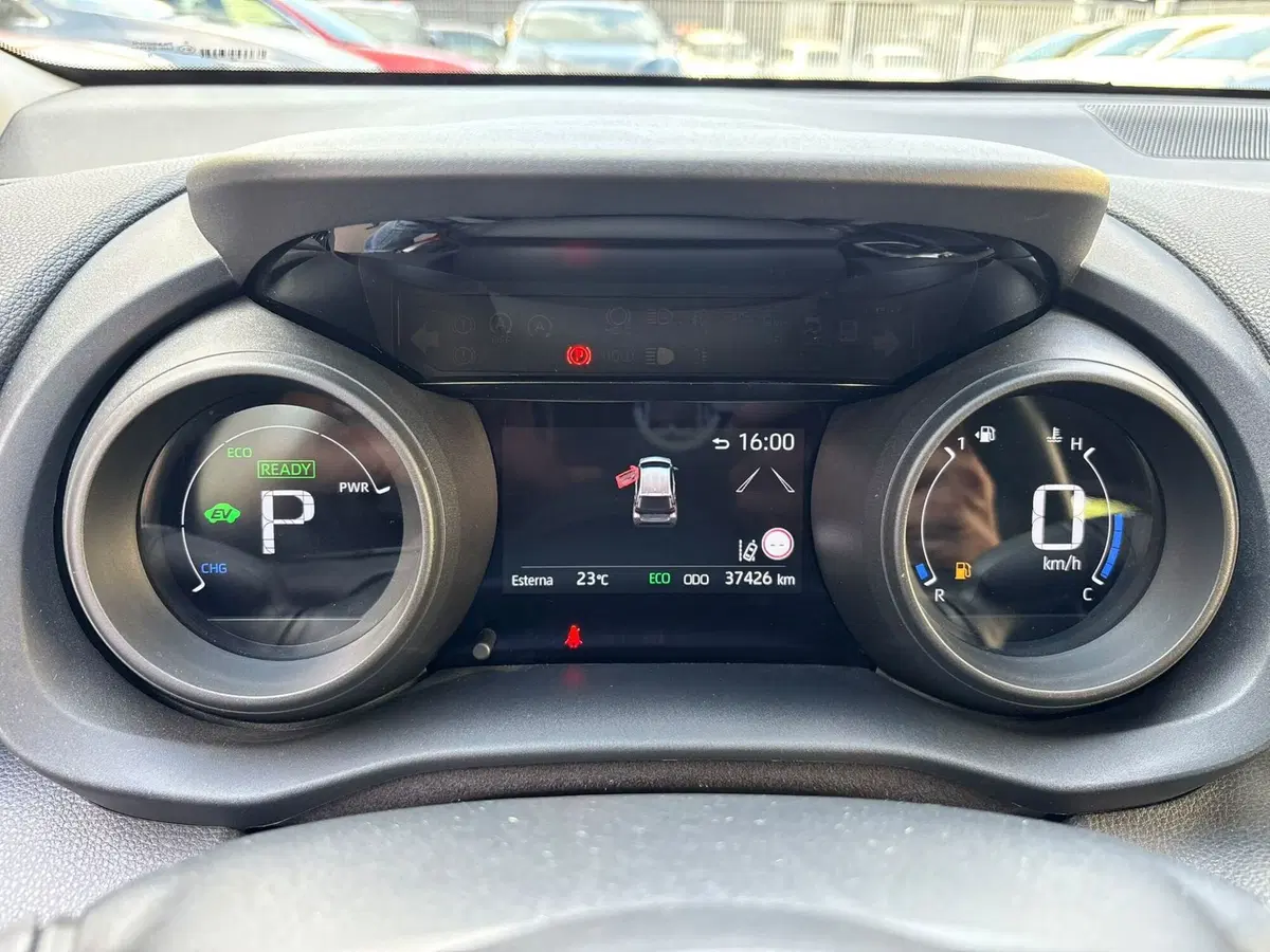 Toyota Yaris usata a Modena (9)