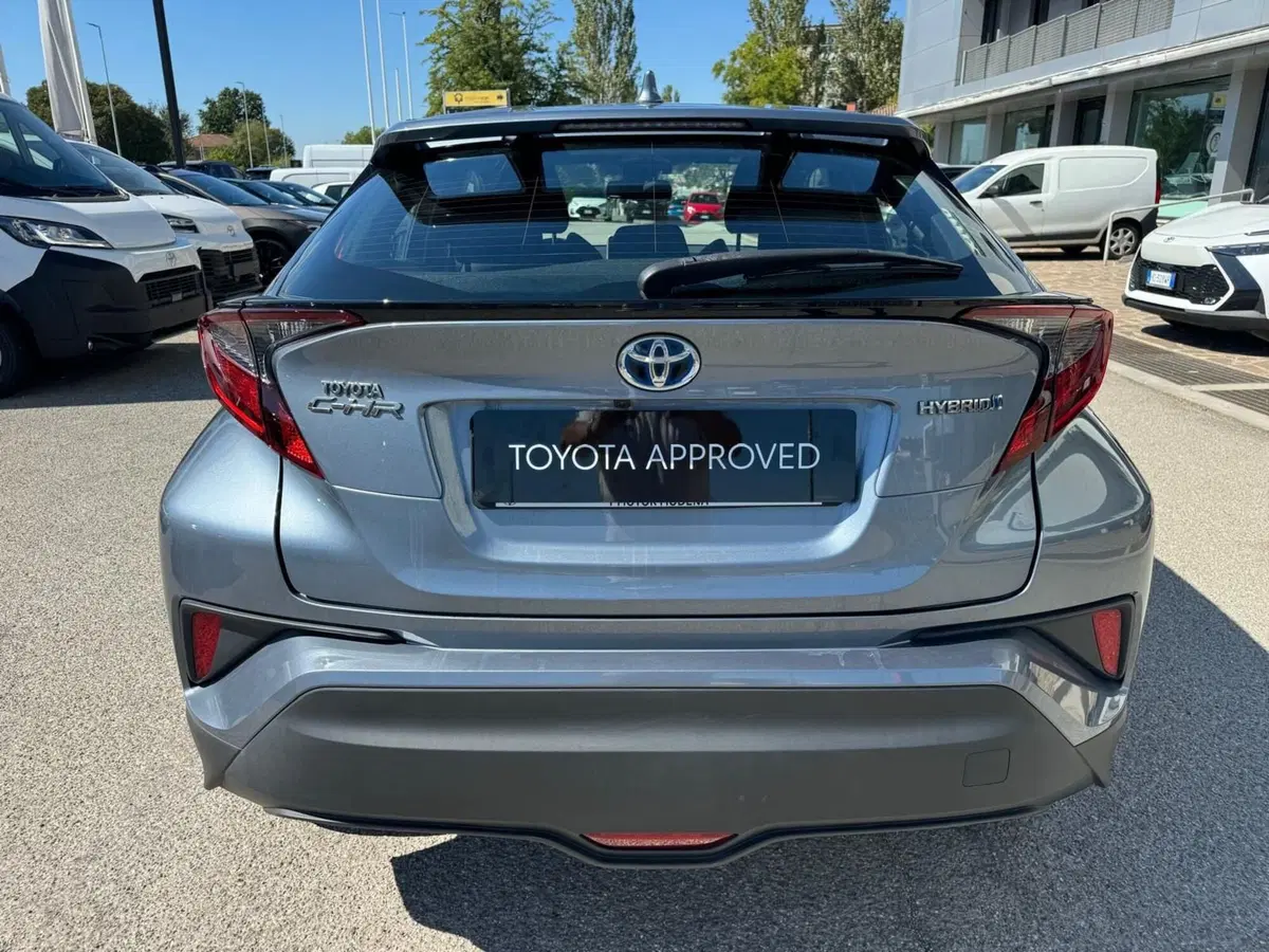 Toyota Toyota C-HR usata a Modena (7)