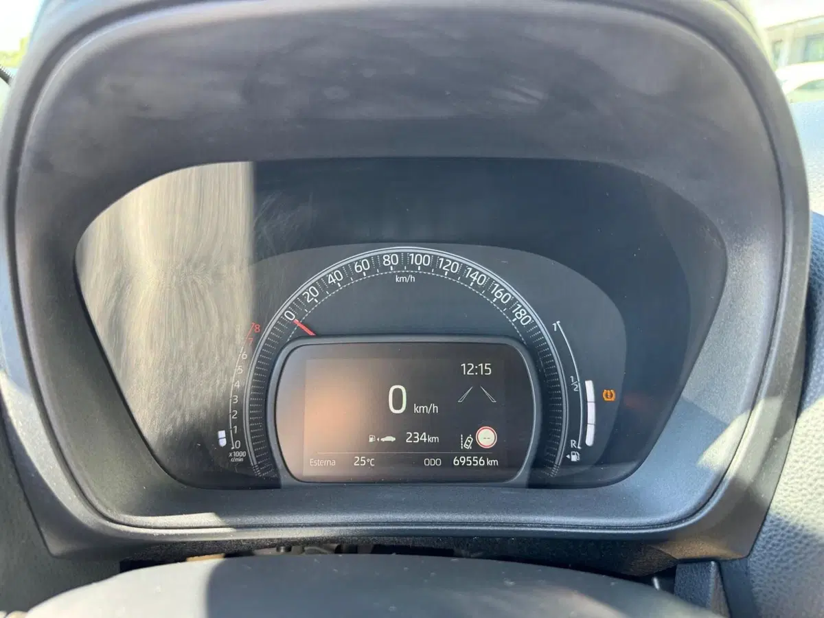 Toyota Aygo X usata a Modena (10)