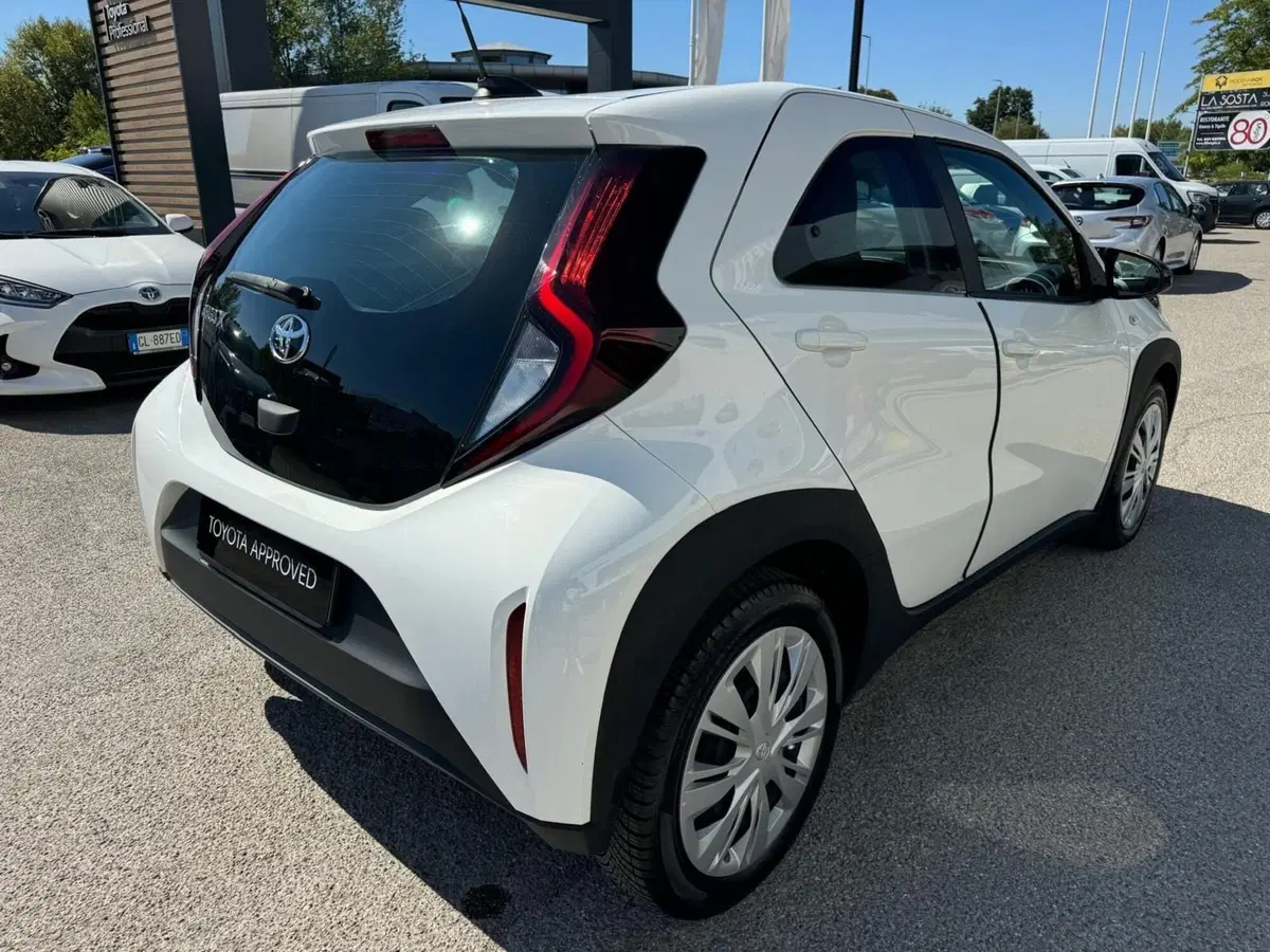 Toyota Aygo X usata a Modena (6)