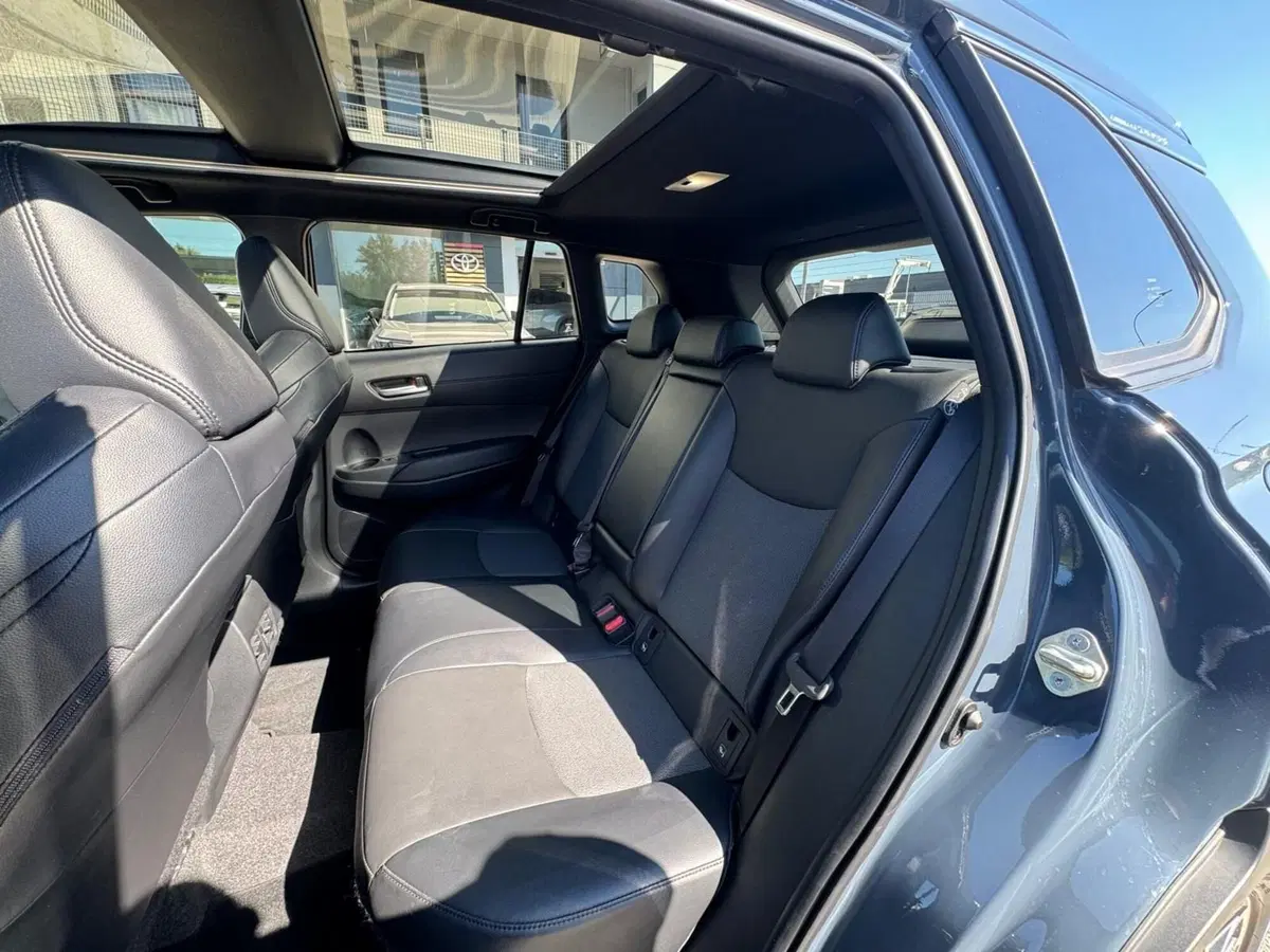 Toyota Corolla Cross usata a Modena (16)