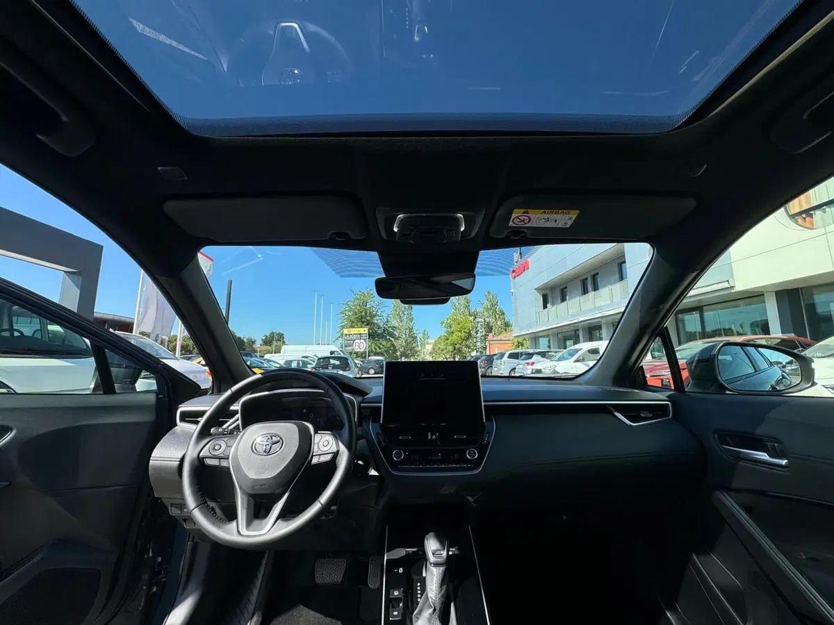 Toyota Corolla Cross usata a Modena (18)