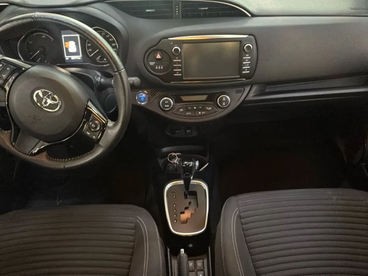 Toyota Yaris usata a Bologna (9)