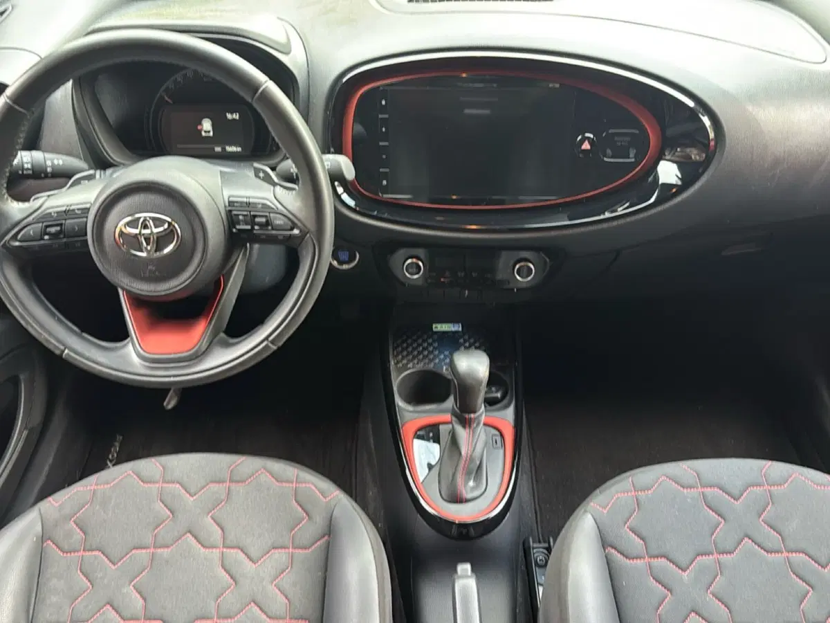 Toyota Aygo X usata a Bologna (10)