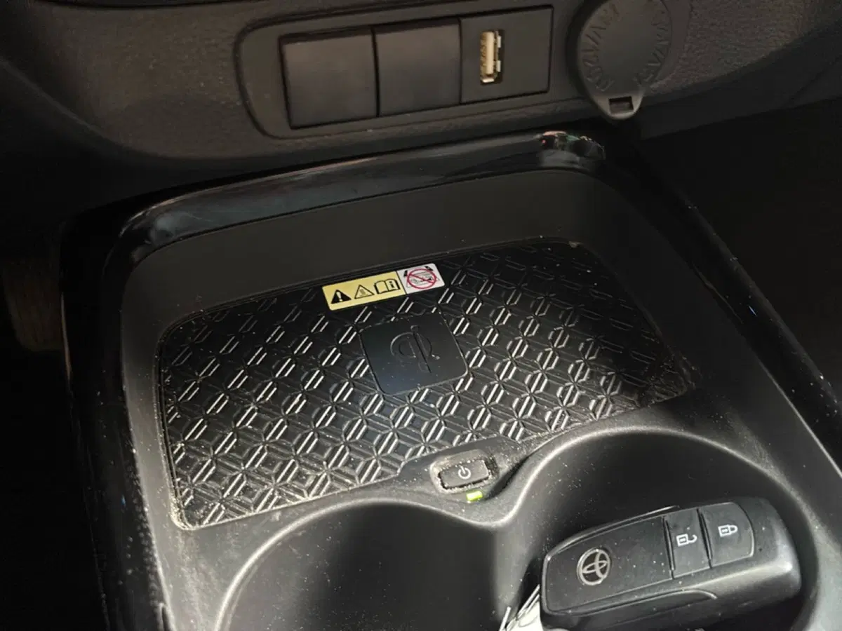 Toyota Aygo X usata a Bologna (14)