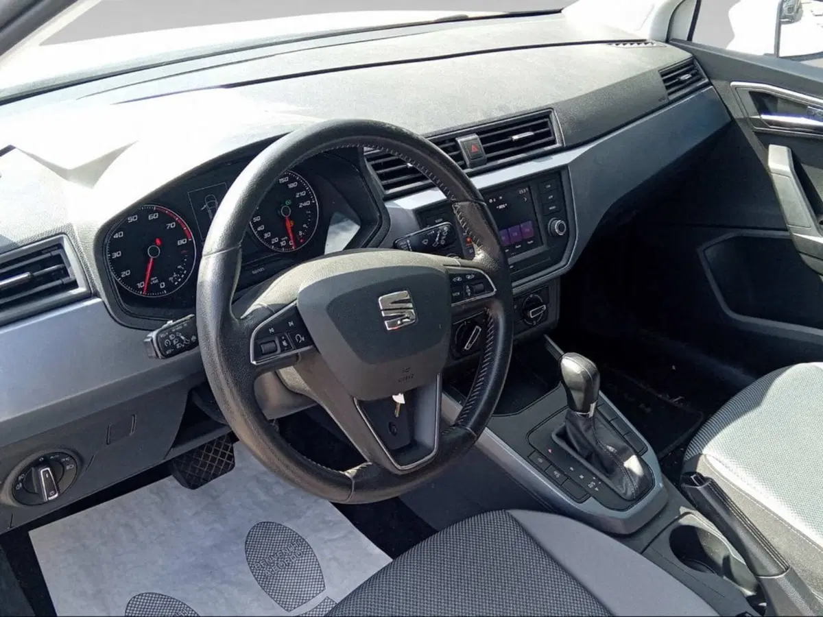 SEAT Arona usata a Firenze (9)