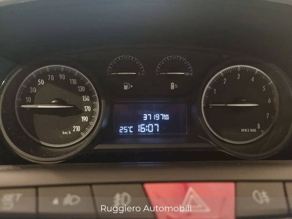 Lancia Ypsilon usata a Catanzaro (9)