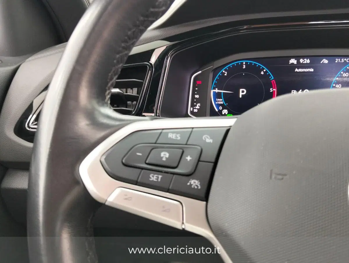 Volkswagen T-Roc usata a Como (11)