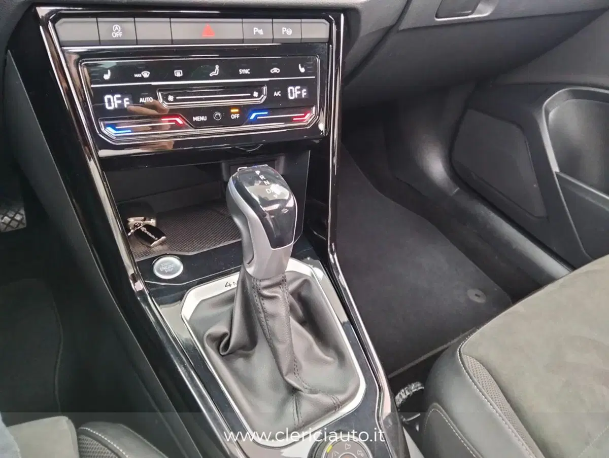 Volkswagen T-Roc usata a Como (17)