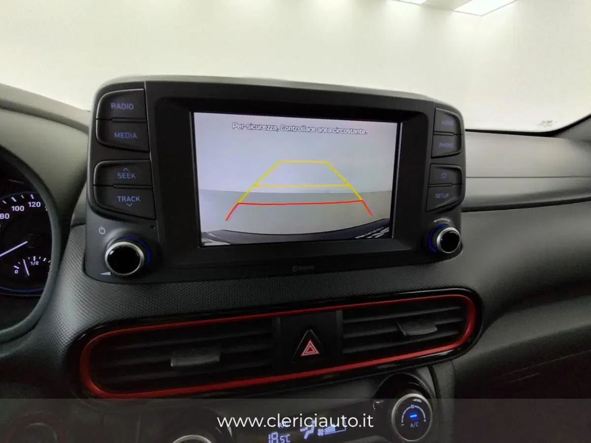 Hyundai Kona usata a Como (10)
