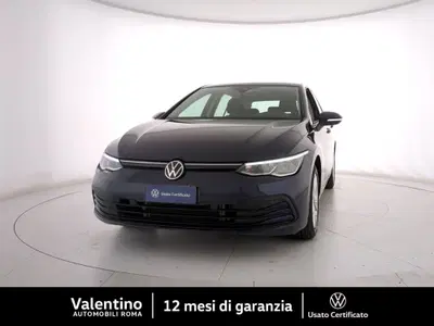 Volkswagen Golf 1.0 eTSI EVO DSG Life del 2021 usata a Roma