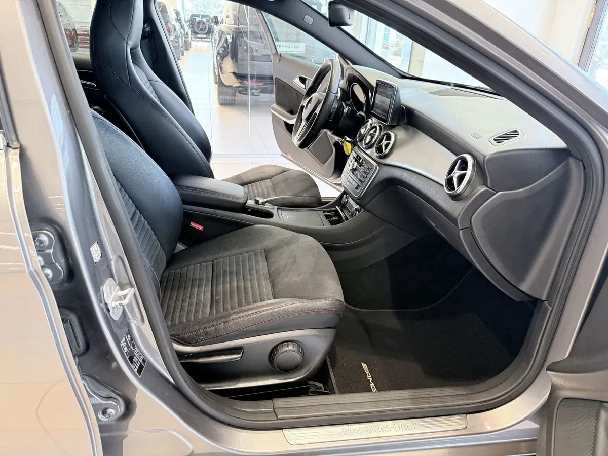 Mercedes-Benz GLA SUV usata a Latina (11)