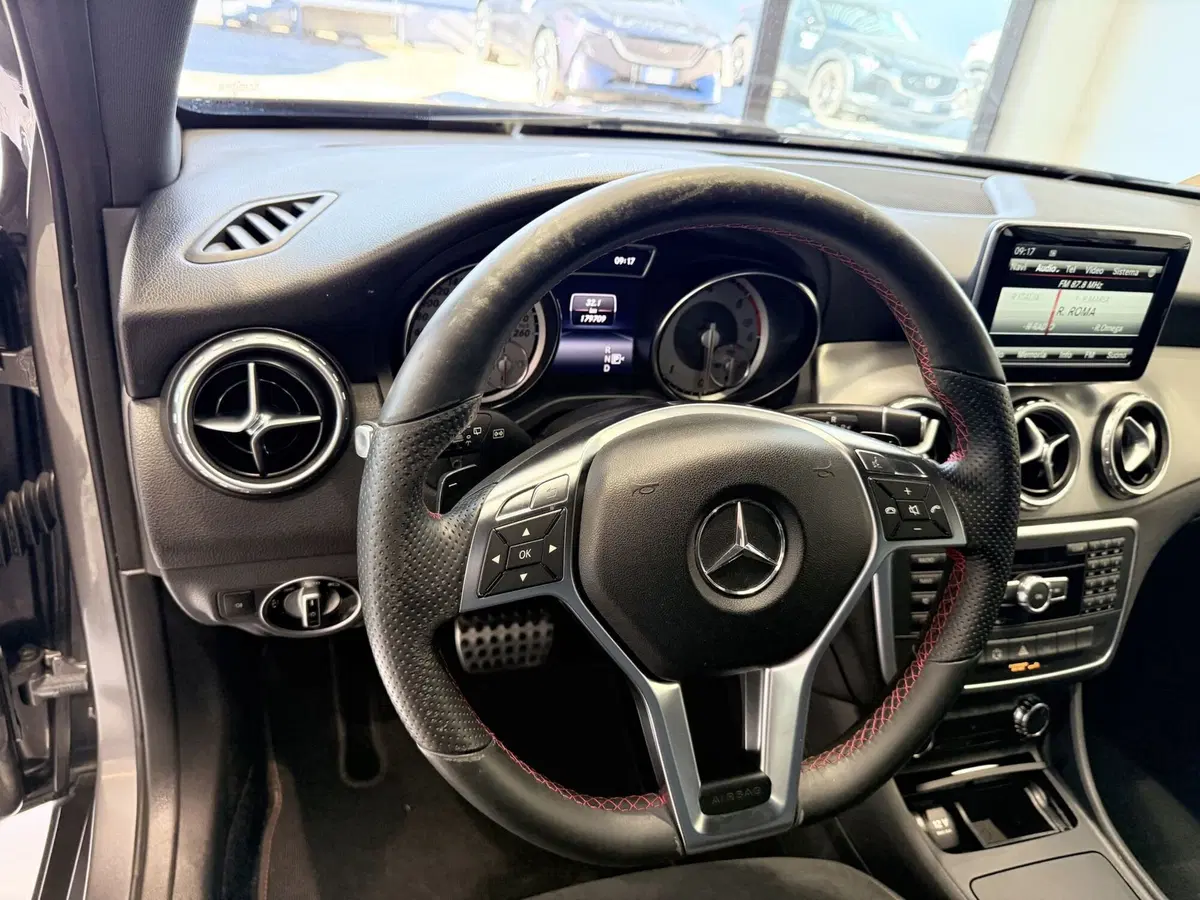 Mercedes-Benz GLA SUV usata a Latina (20)