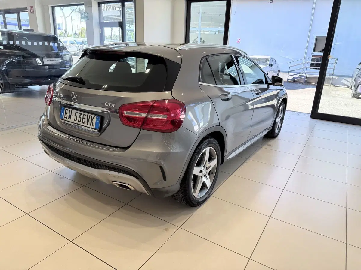 Mercedes-Benz GLA SUV usata a Latina (3)