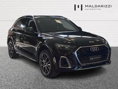 Audi Q5 40 2.0 tdi mhev 12V S line quattro s-tronic del 2024 usata a Foggia