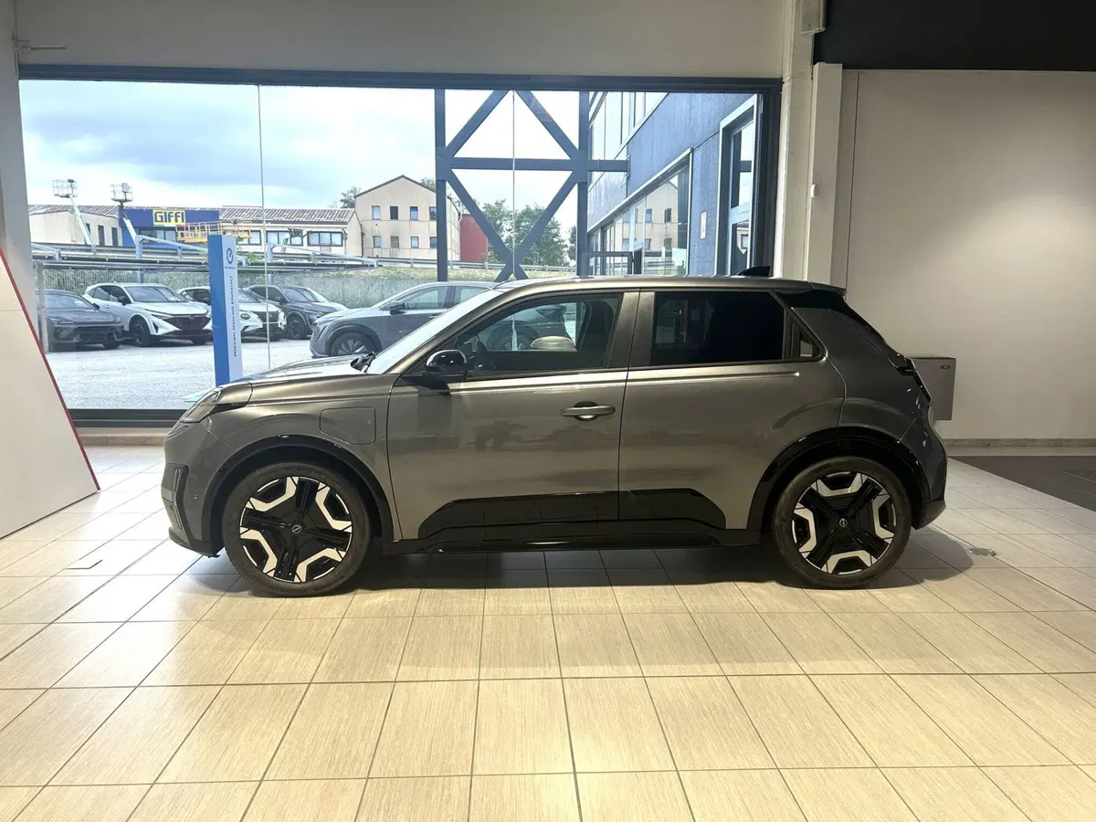 Nissan Micra nuova a Ferrara (7)