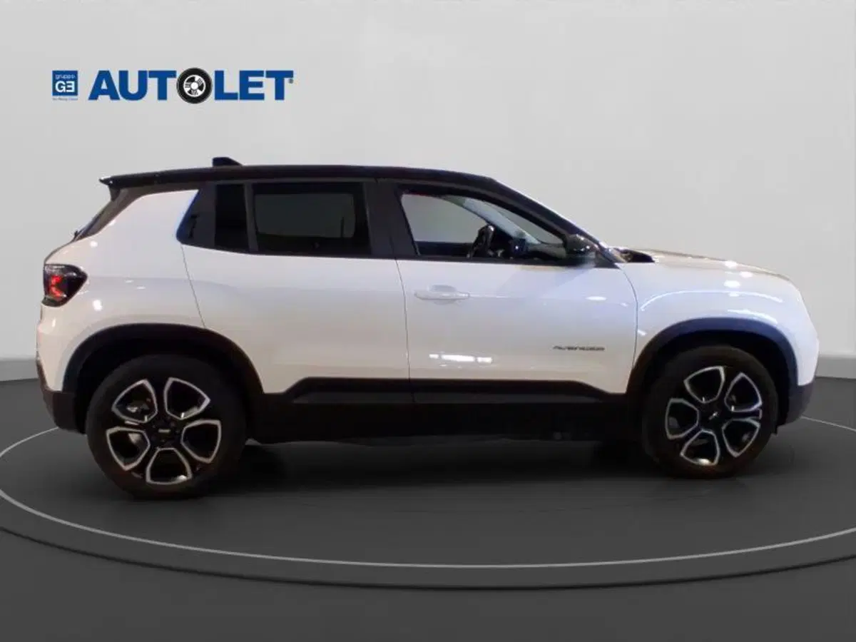Jeep Avenger usata a Genova (4)