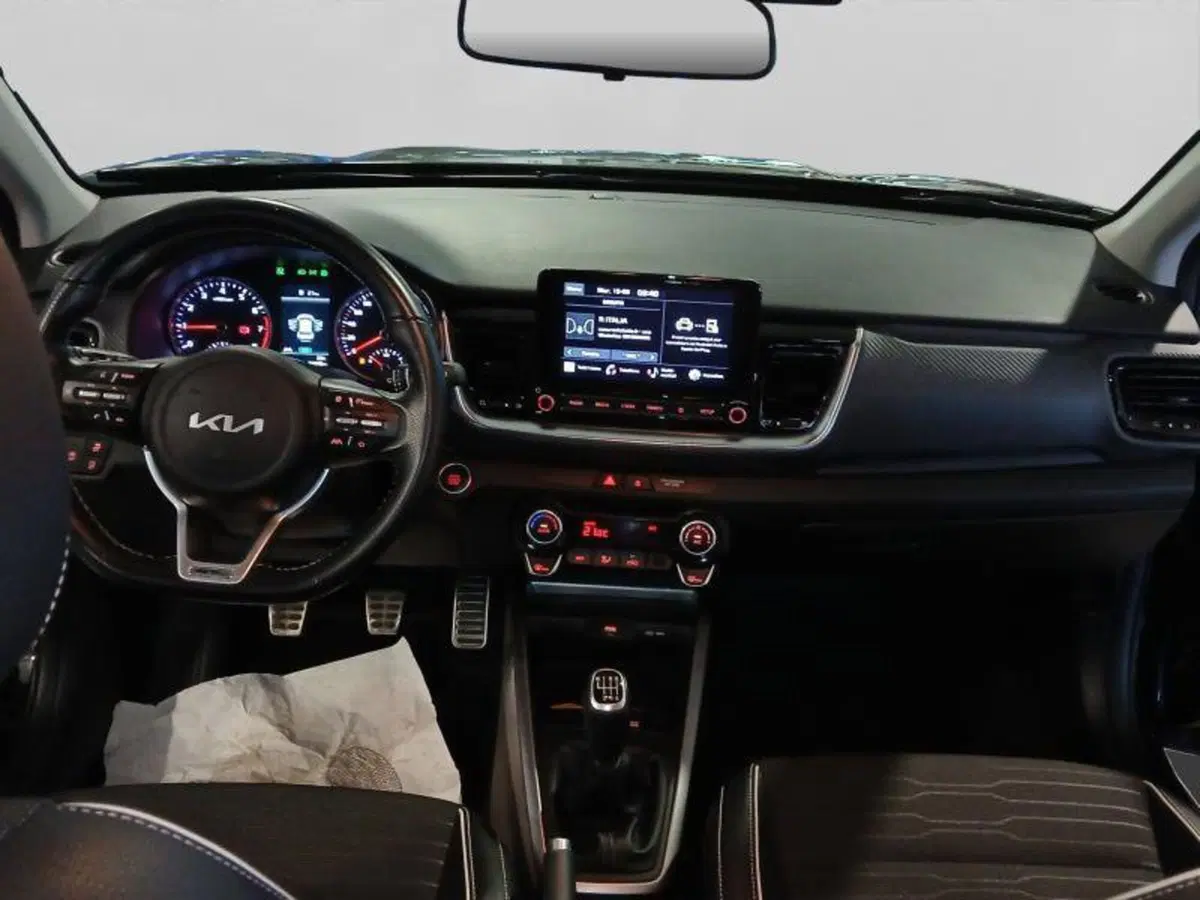 Kia Stonic usata a Genova (11)
