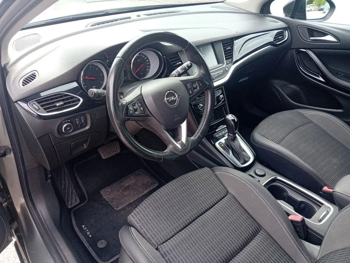 Opel Astra Station Wagon usata a Pordenone (11)