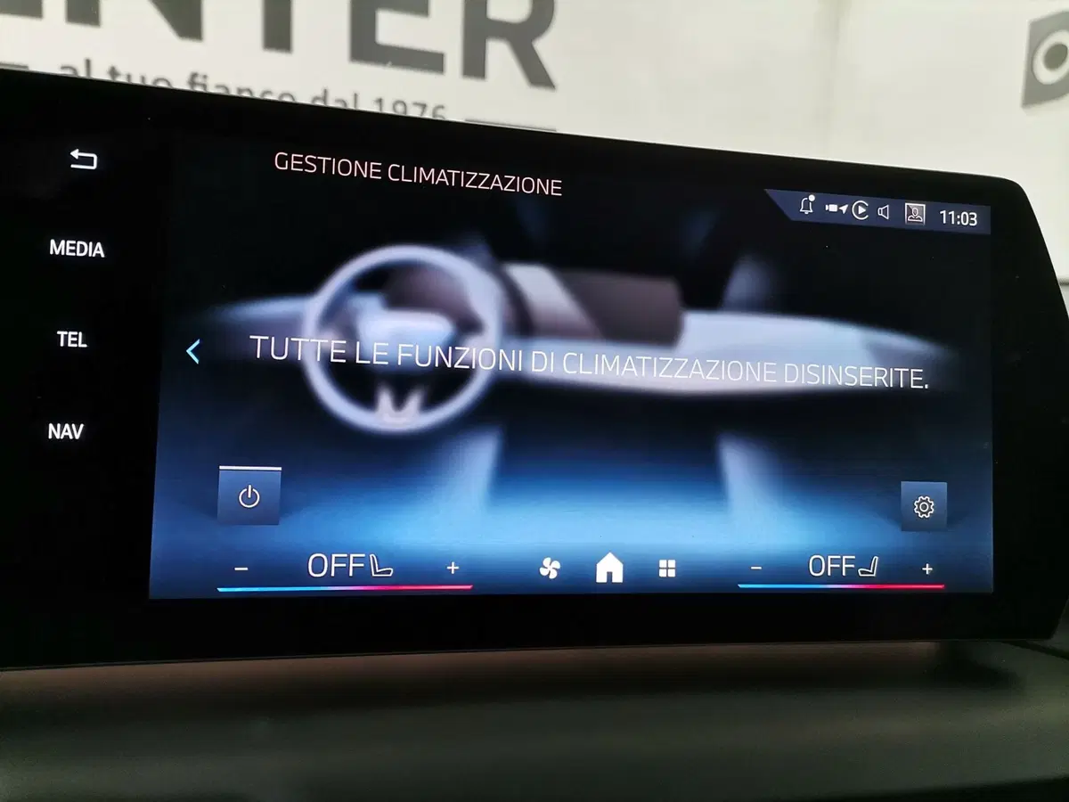 BMW Serie 1 5p. usata a Salerno (18)