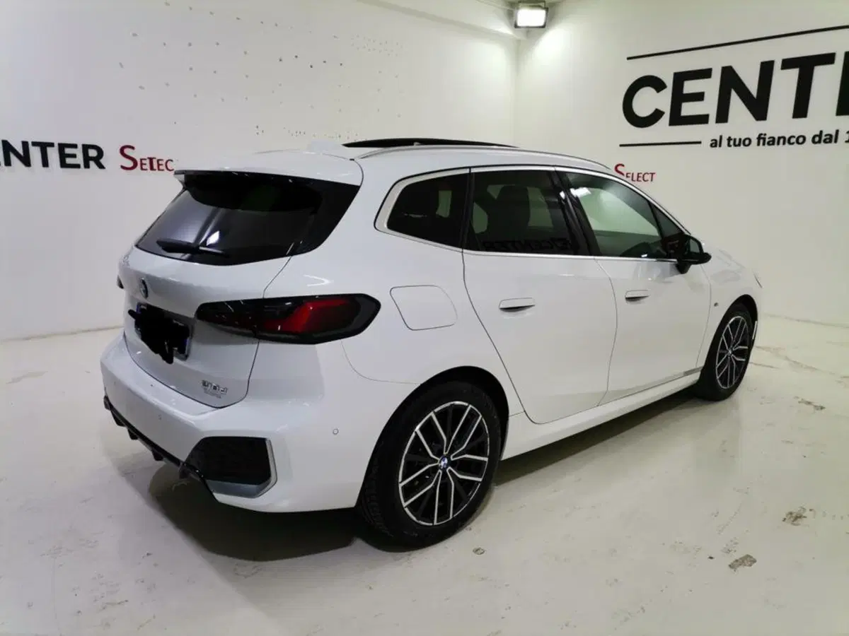 BMW Serie 2 Active Tourer usata a Salerno (6)