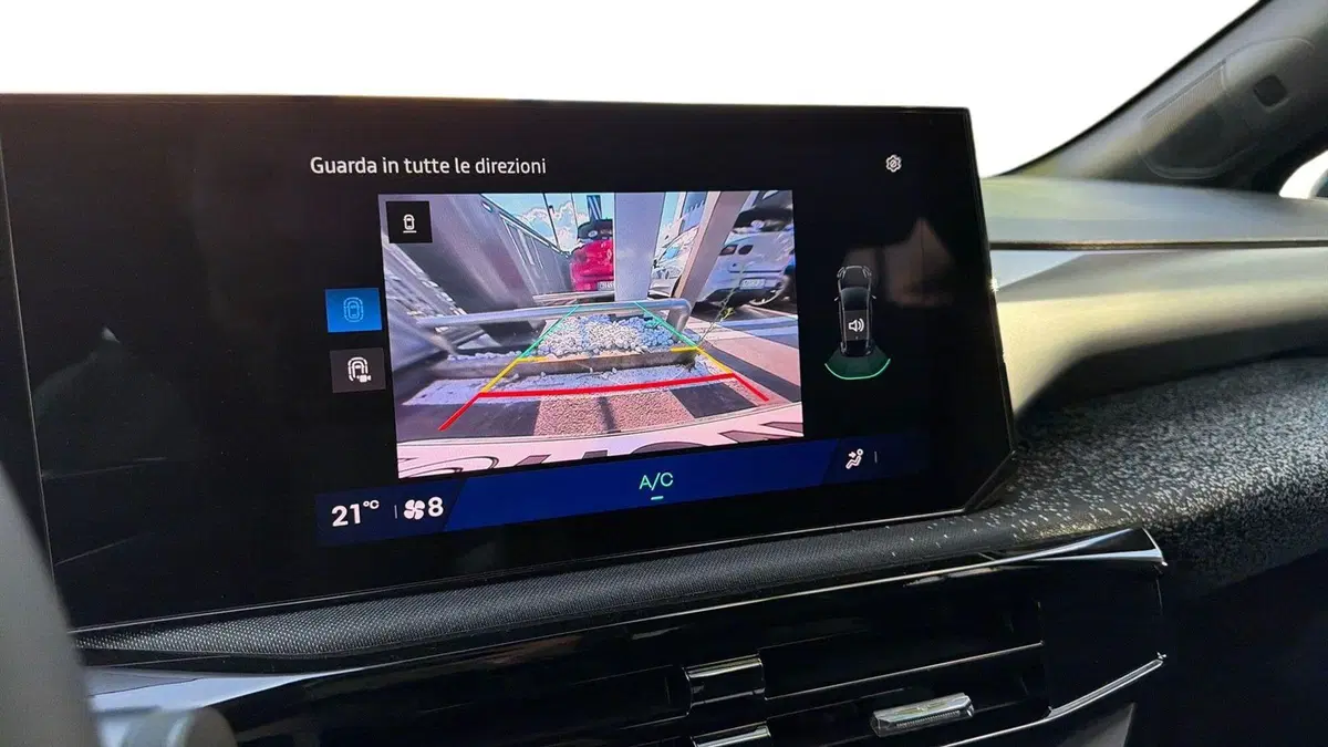 Renault Clio nuova a Treviso (16)