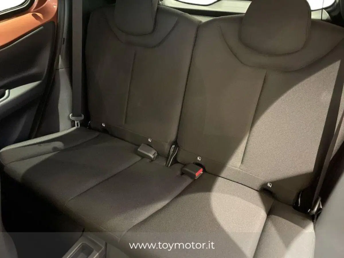 Toyota Aygo X nuova a Perugia (10)