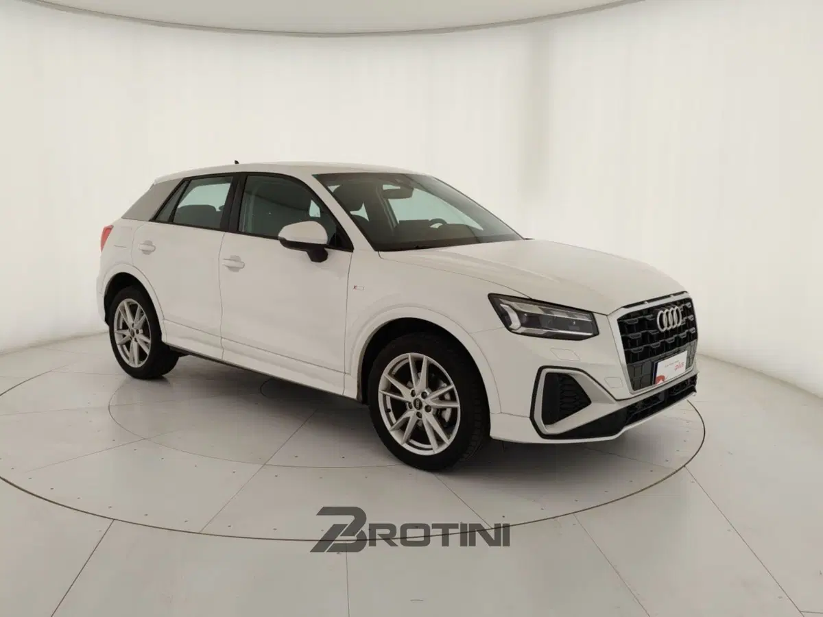 Audi Q2 usata a Massa-Carrara (4)
