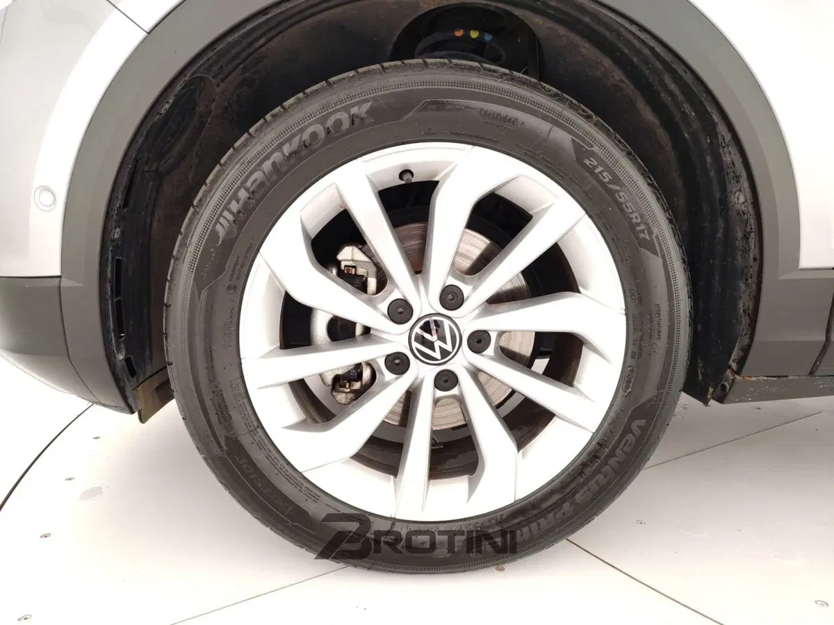 Volkswagen T-Roc usata a Massa-Carrara (6)
