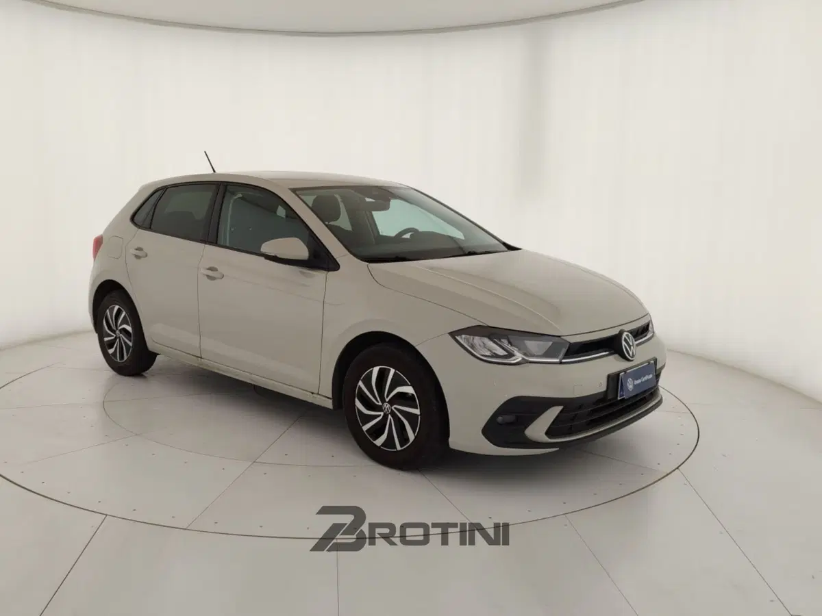 Volkswagen Polo usata a Massa-Carrara (4)