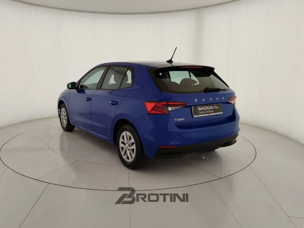 Skoda Fabia usata a Massa-Carrara (2)
