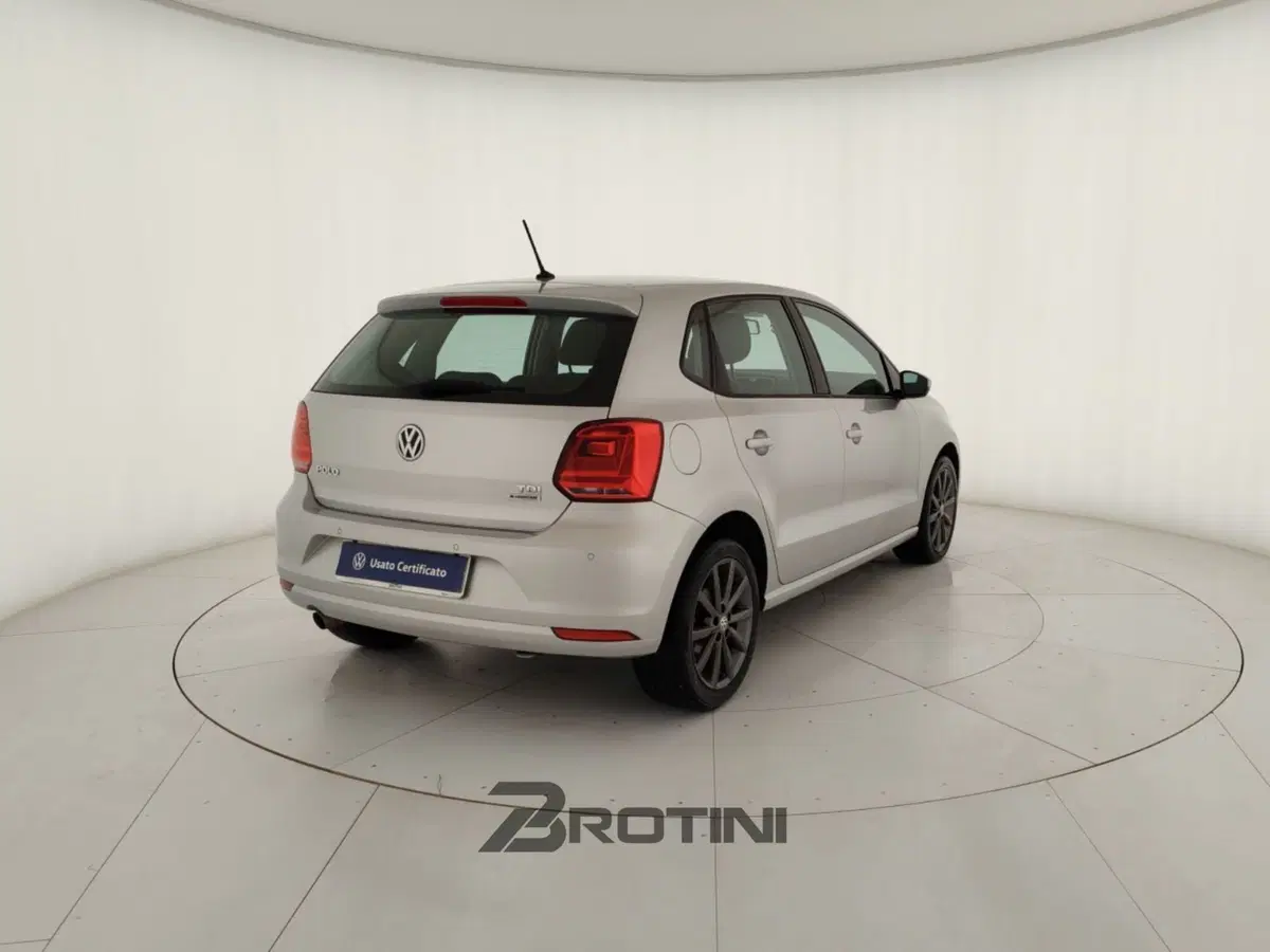 Volkswagen Polo usata a Massa-Carrara (3)
