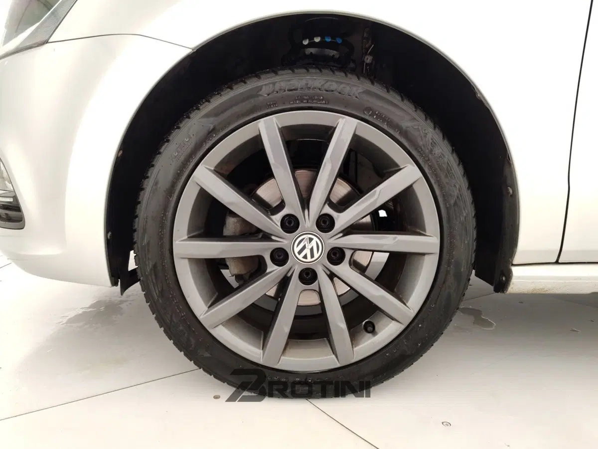 Volkswagen Polo usata a Massa-Carrara (6)