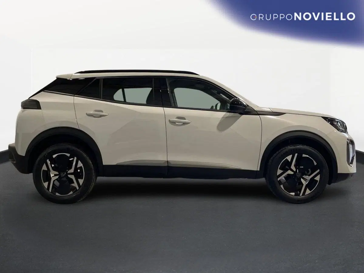 Peugeot 2008 nuova a Salerno (3)