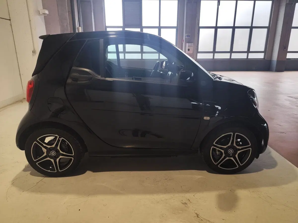 smart Fortwo Cabrio usata a Milano (7)