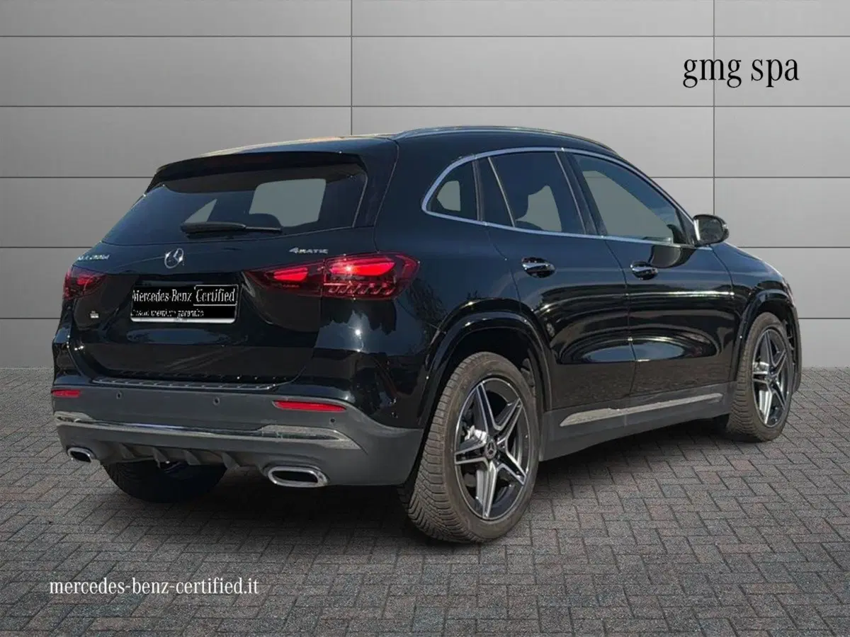 Mercedes-Benz GLA SUV usata a Prato (2)