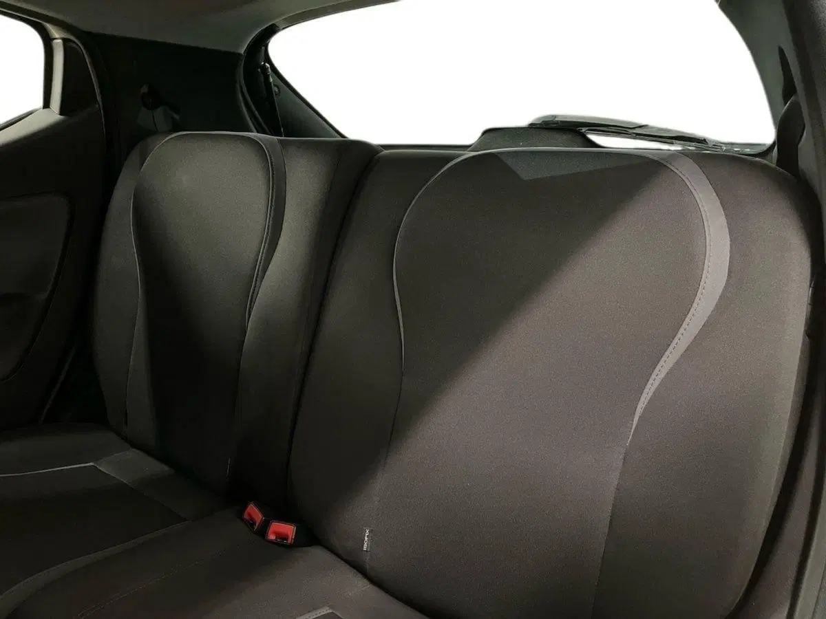 Lancia Ypsilon usata a Prato (12)