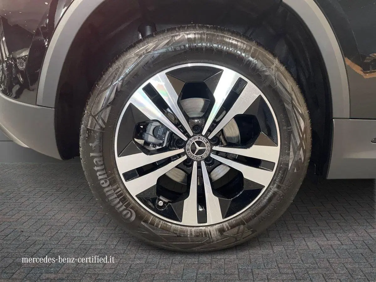 Mercedes-Benz GLA SUV nuova a Firenze (17)