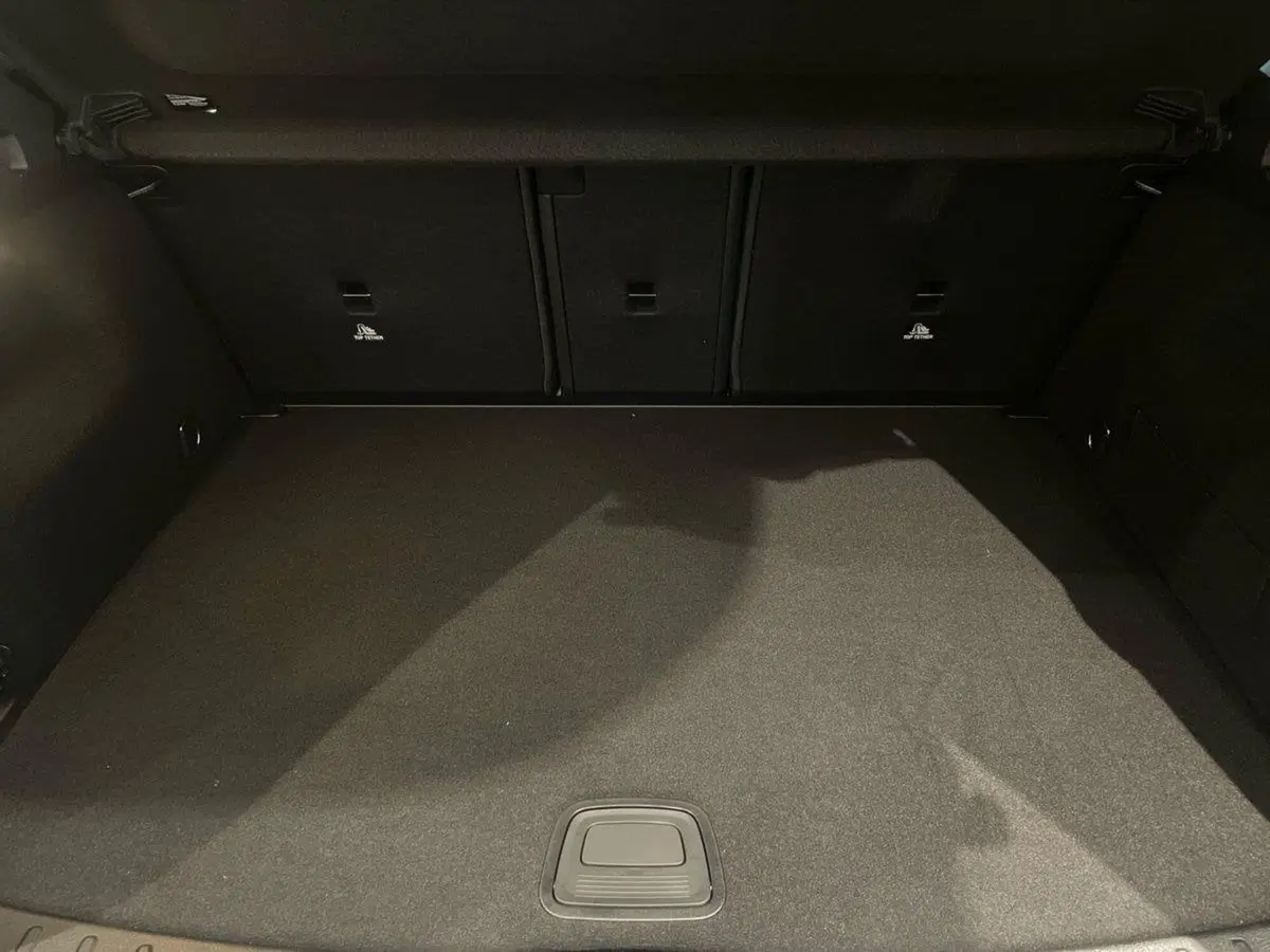 Mercedes-Benz GLA SUV nuova a Firenze (8)