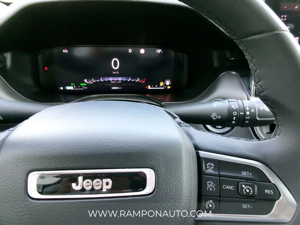 Jeep Compass usata a Venezia (13)