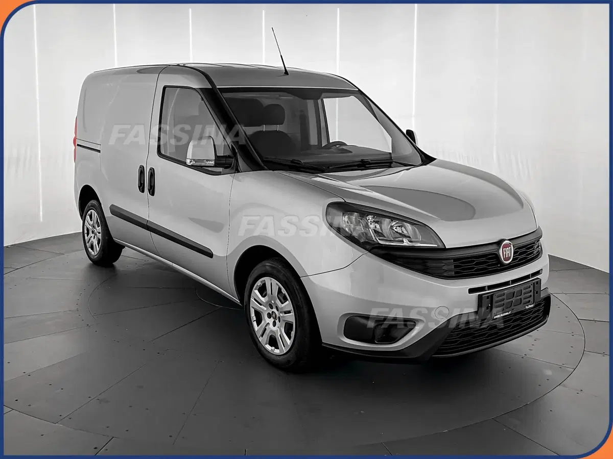 Fiat Doblò Furgone usata a Milano