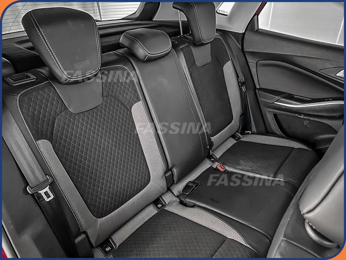 Opel Grandland usata a Milano (13)