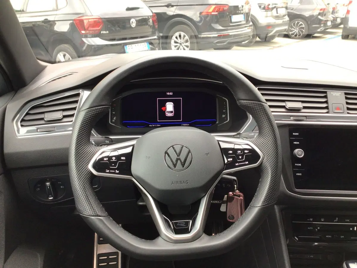 Volkswagen Tiguan usata a Genova (11)
