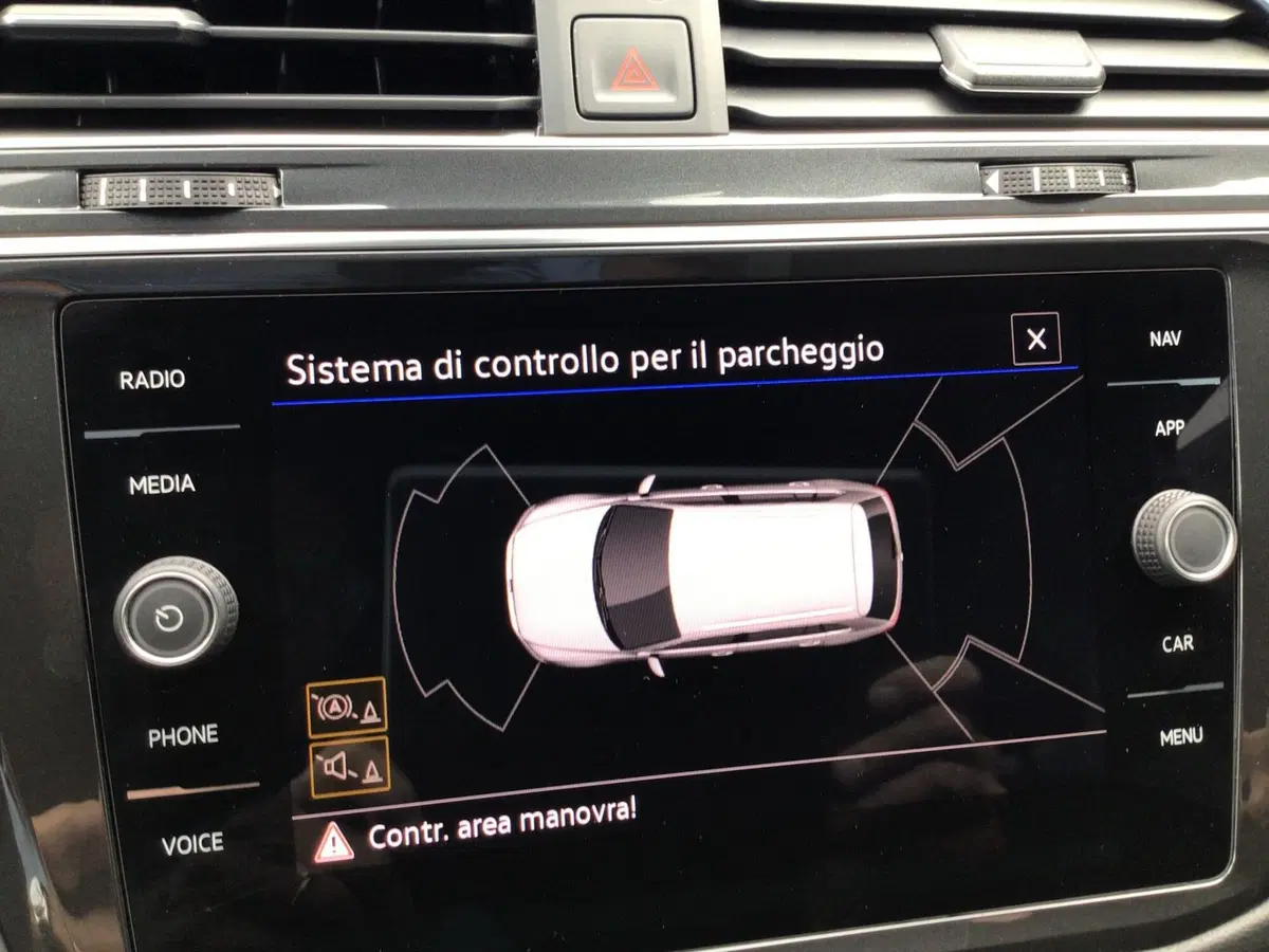 Volkswagen Tiguan usata a Genova (19)