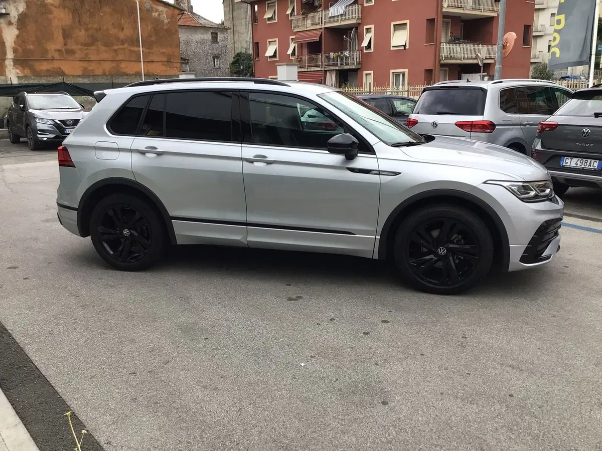 Volkswagen Tiguan usata a Genova (4)