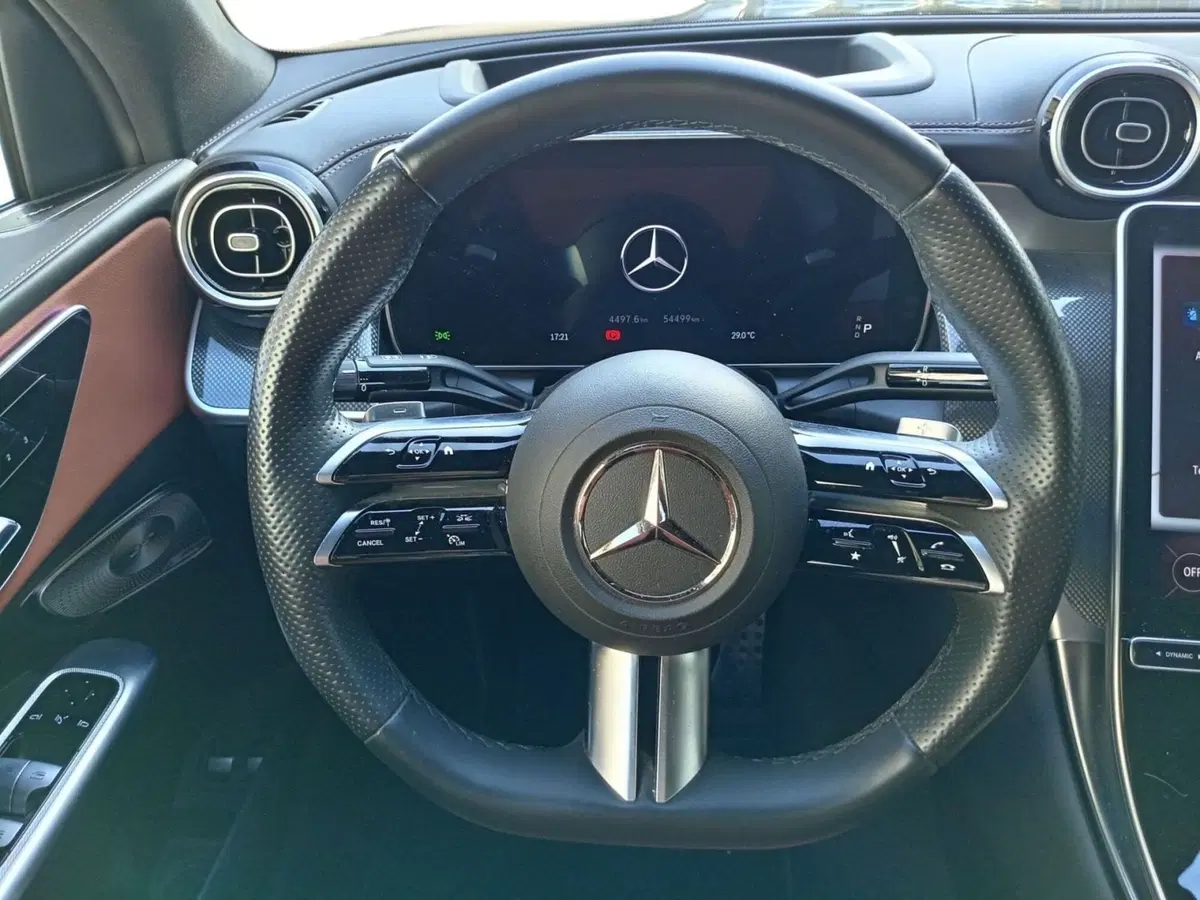 Mercedes-Benz GLC Coupé usata a Bari (4)