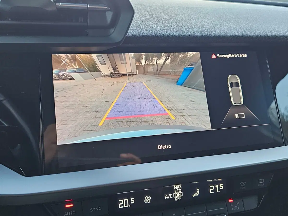 Audi A3 Sportback usata a Bari (9)