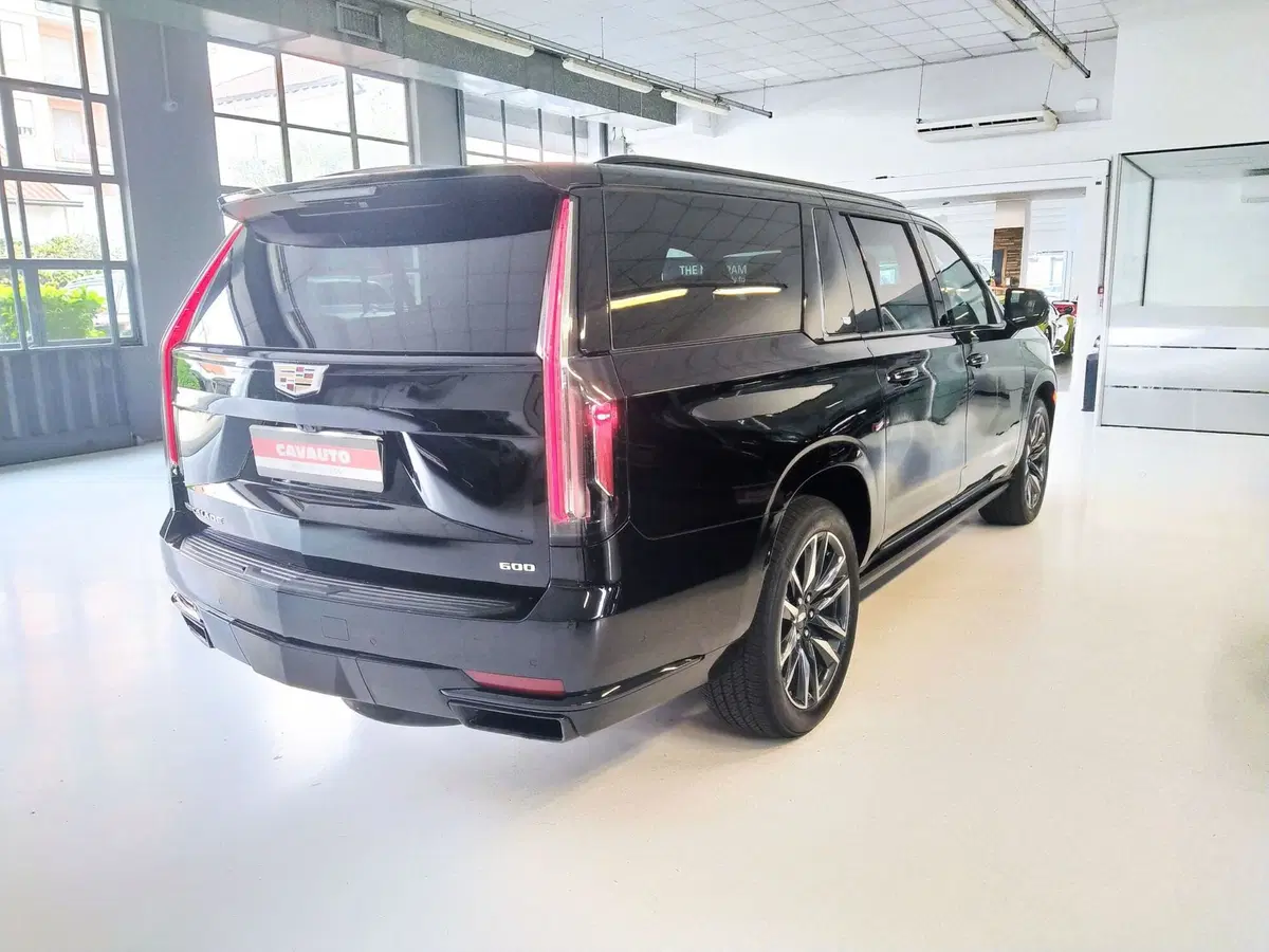 Cadillac Escalade usata a Monza e Brianza (4)