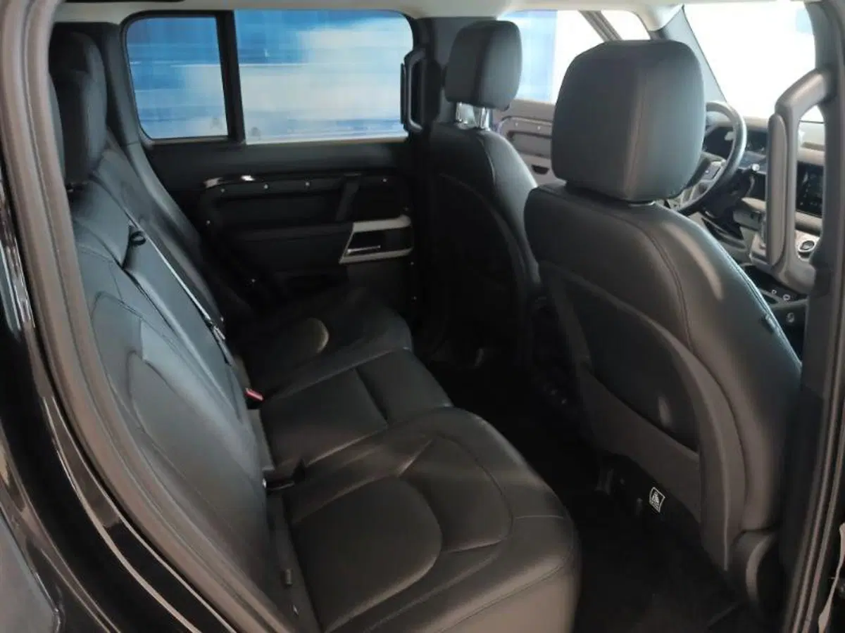Land Rover Defender usata a Venezia (13)